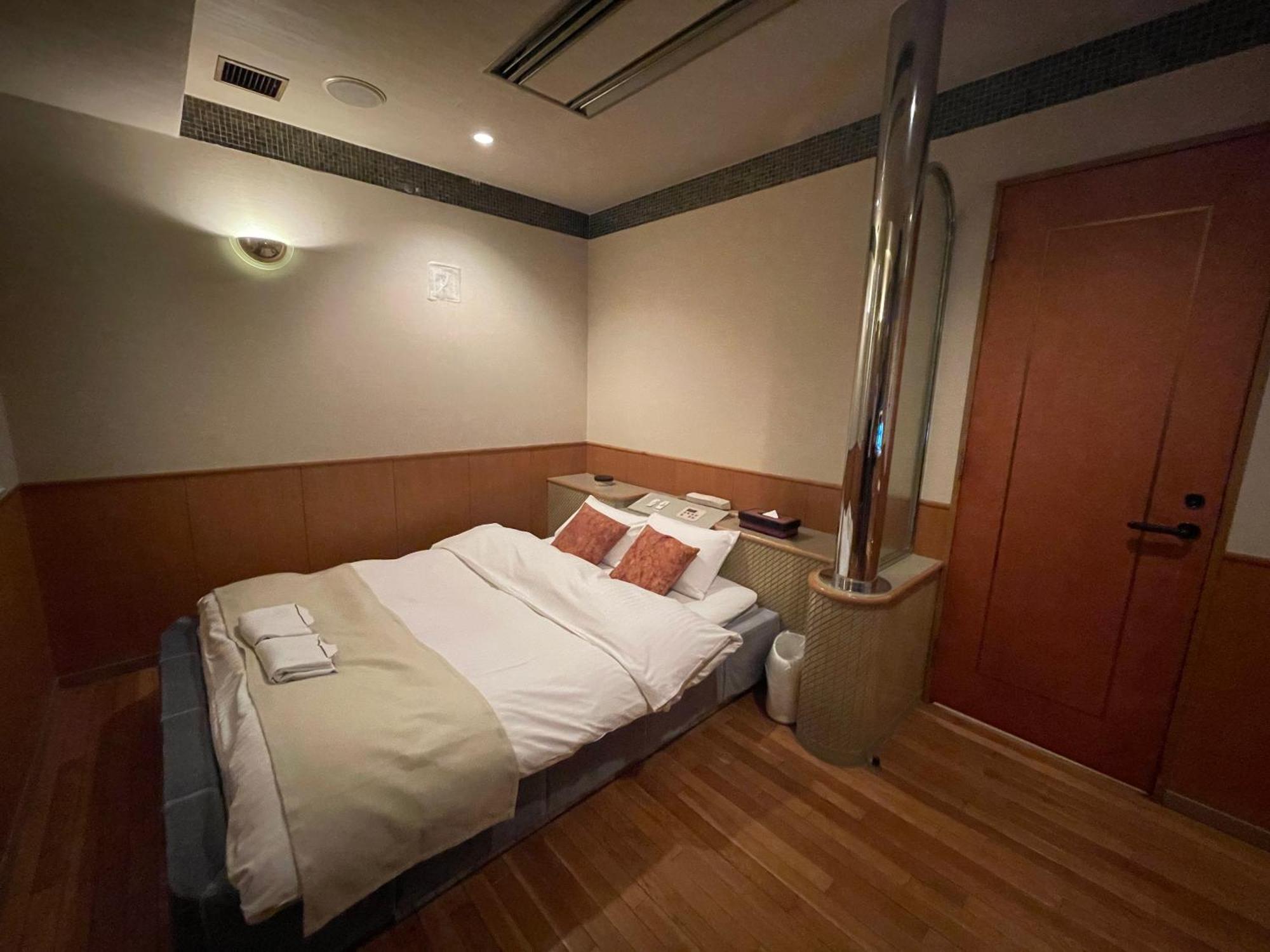 Liefdeshotel Luxe - Adult Only Tokio